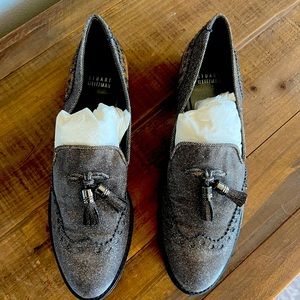 Stuart Weirzman metallic loafers